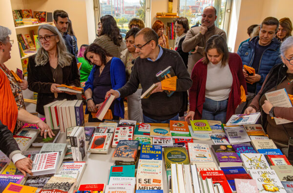 Trabalhadores do EduQA visitaram as instalações do PNL e participaram na iniciativa.